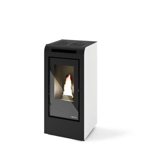 Pelletofen Milly von Eva Calor mit schwarzer Glasfront, kompaktem Design und moderner Stahlverkleidung – ideal für kleinere bis mittelgroße Räume