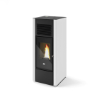 Eva Calor Giusy Pelletofen mit moderner Stahlverkleidung, schwarzer Glasfront, großer Sichtscheibe und kompaktem Design – Modell mit doppelter Warmluftkanalisierung