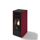 Pelletofen Milly von Eva Calor mit schwarzer Glasfront, kompaktem Design und moderner Stahlverkleidung – ideal für kleinere bis mittelgroße Räume