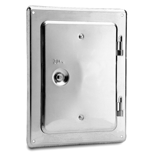 Das Bild zeigt die Schiedel Prima Plus PPL Putztür für Schornsteine in einer rechteckigen Form aus Metall. Sie ist mit Scharnieren an einer Seite befestigt und verfügt über einen zentralen Verschluss zum Öffnen und Schließen der Tür. Diese Putztür wird für den Zugang zu und die Wartung von Schornsteinen verwendet, um Reinigungen oder Inspektionen zu erleichtern.