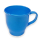 Ein blauer Teebecher aus Kunststoff mit Henkel, isoliert auf einem weißen Hintergrund. Der Becher ist so dargestellt, dass die Betrachter die Form und das Design klar erkennen können, womit die Funktion als Trinkgefäß betont wird.
